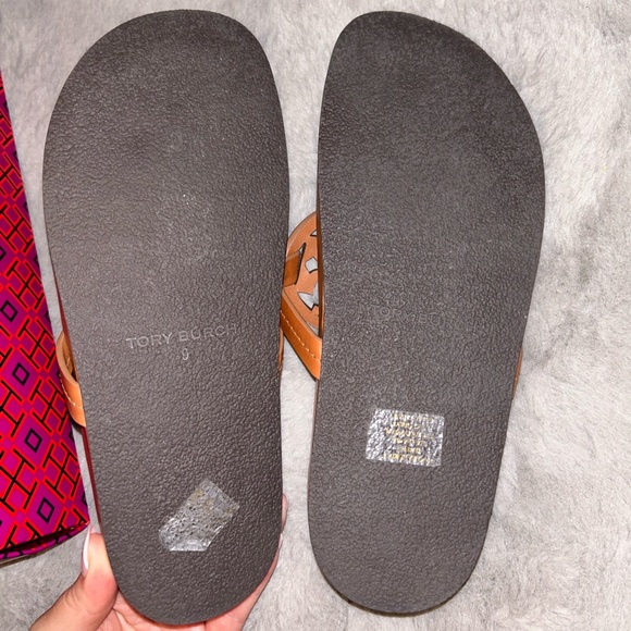 Tory Burch - Picture 11 of 13